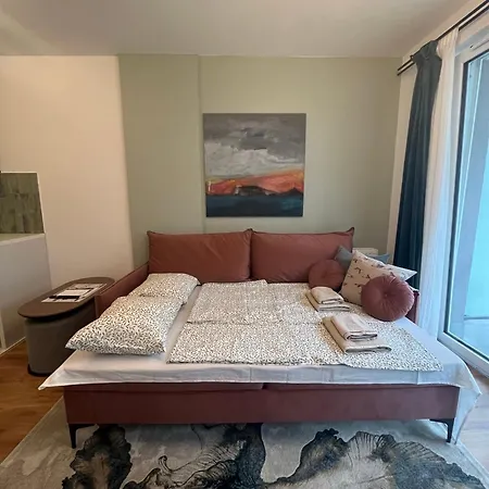 Your Happy Place In The Center Of Apartment *