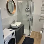 Your Happy Place In The Center Of Appartamento Budapest